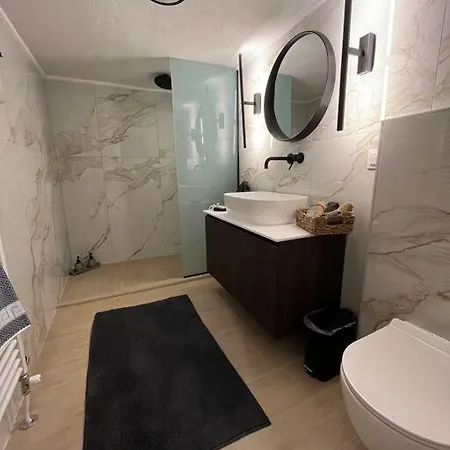 K&m 40 Ekklision A' Apartament